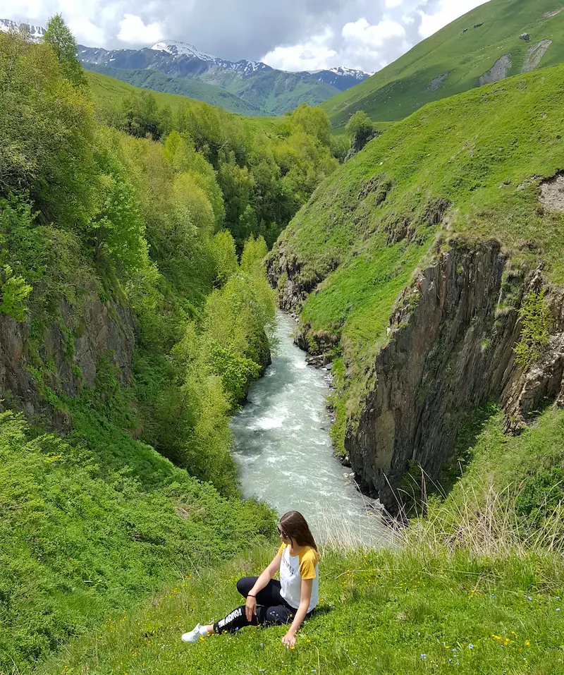 Weg hinter Ushguli Richtung Schchara