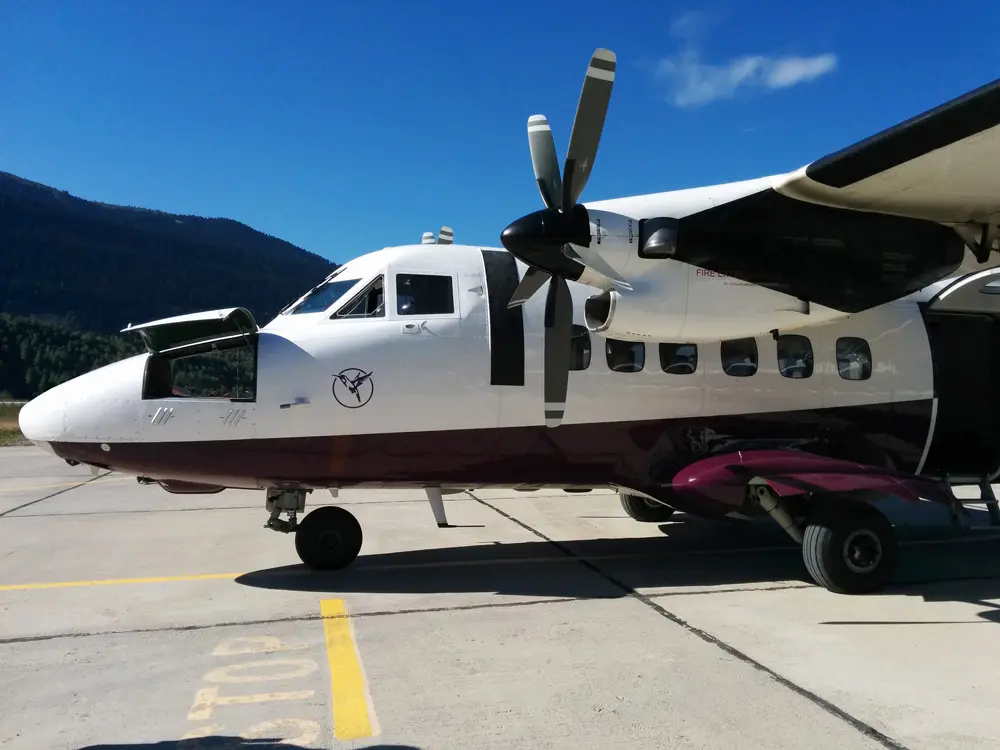 Vanilla Sky Flugzeug nach Mestia