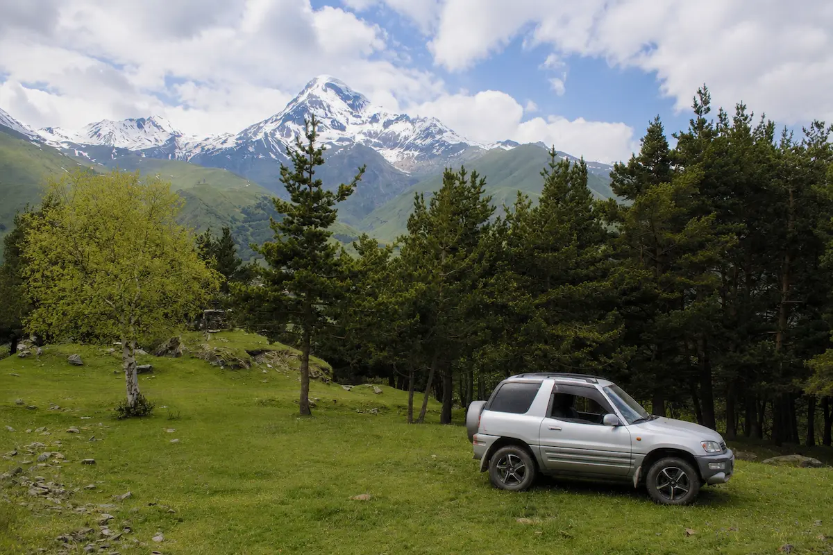 SUV Kazbegi Georgien