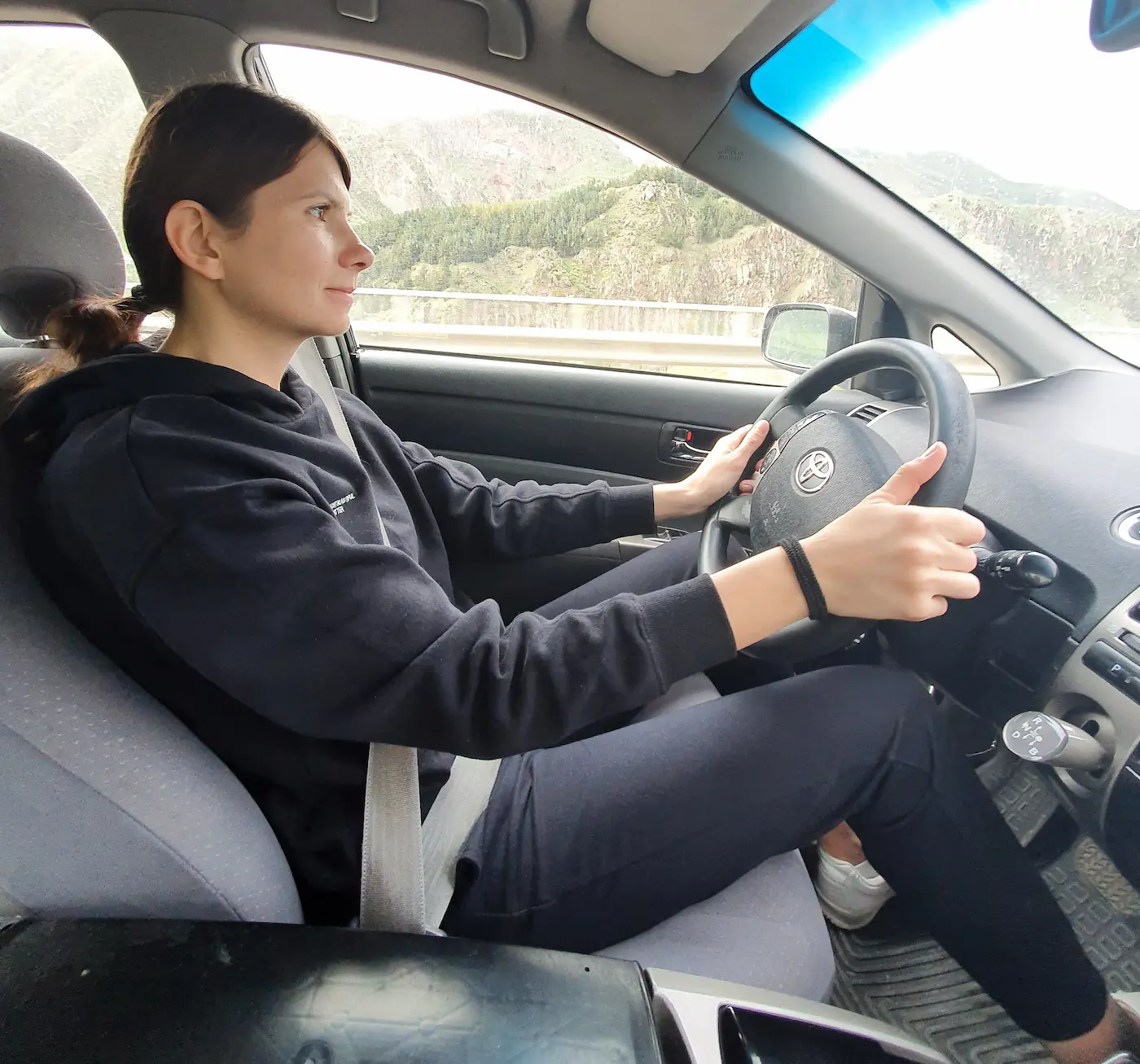 Mietwagen Kutaisi Straße nach Tiflis Georgien