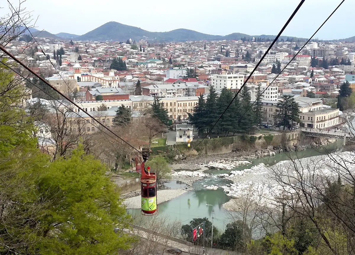 Seilbahn Kutaisi Rioni Fluss