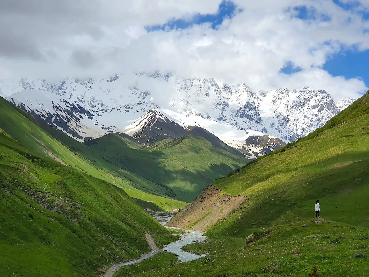 Wanderung Richtung Schchara-Gletscher