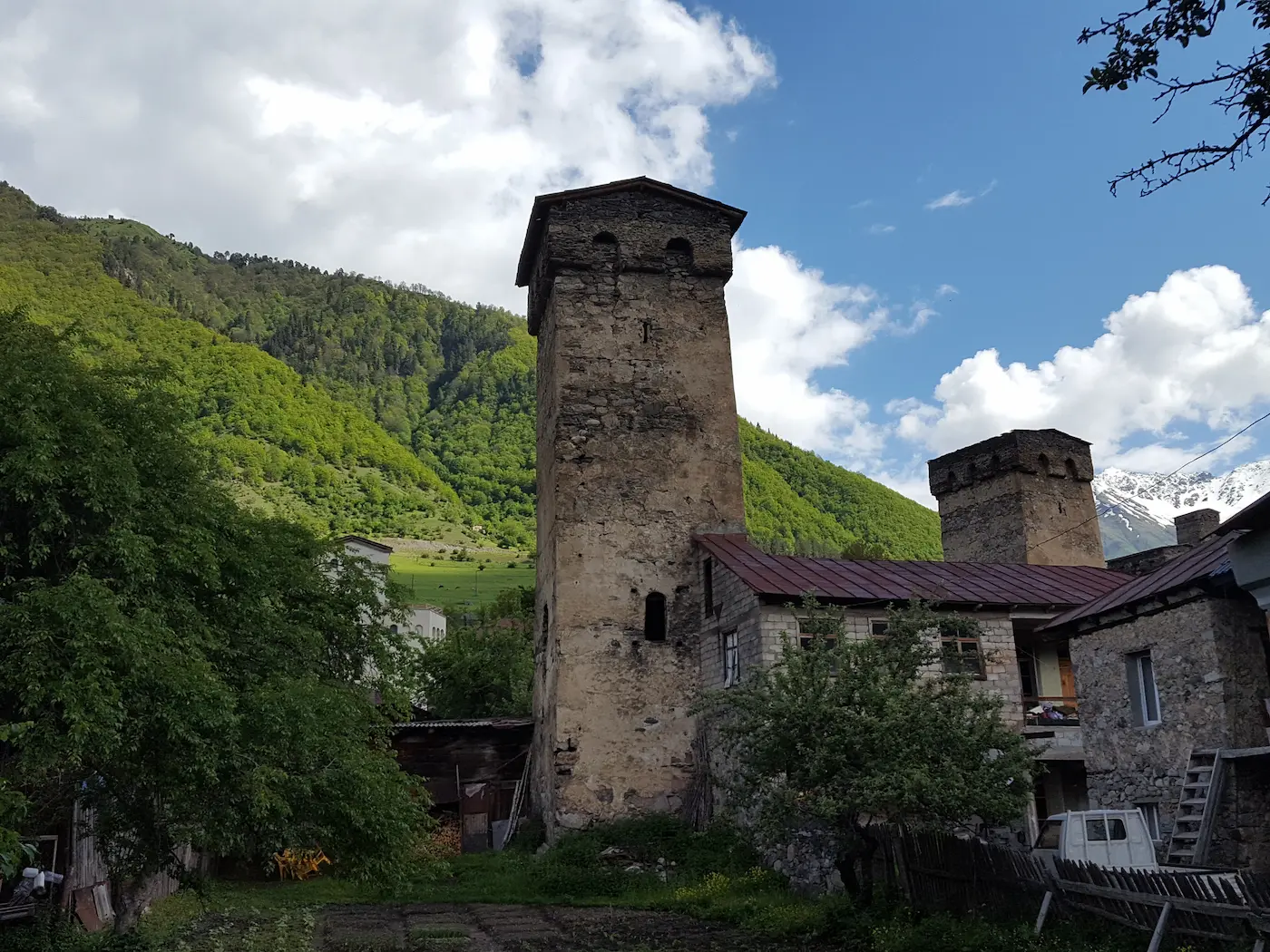 Mestia Zentrum mit Wehrtürmen