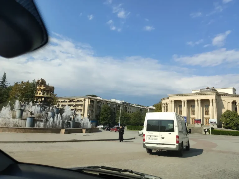 Taxi in Kutaisi auf der Straße