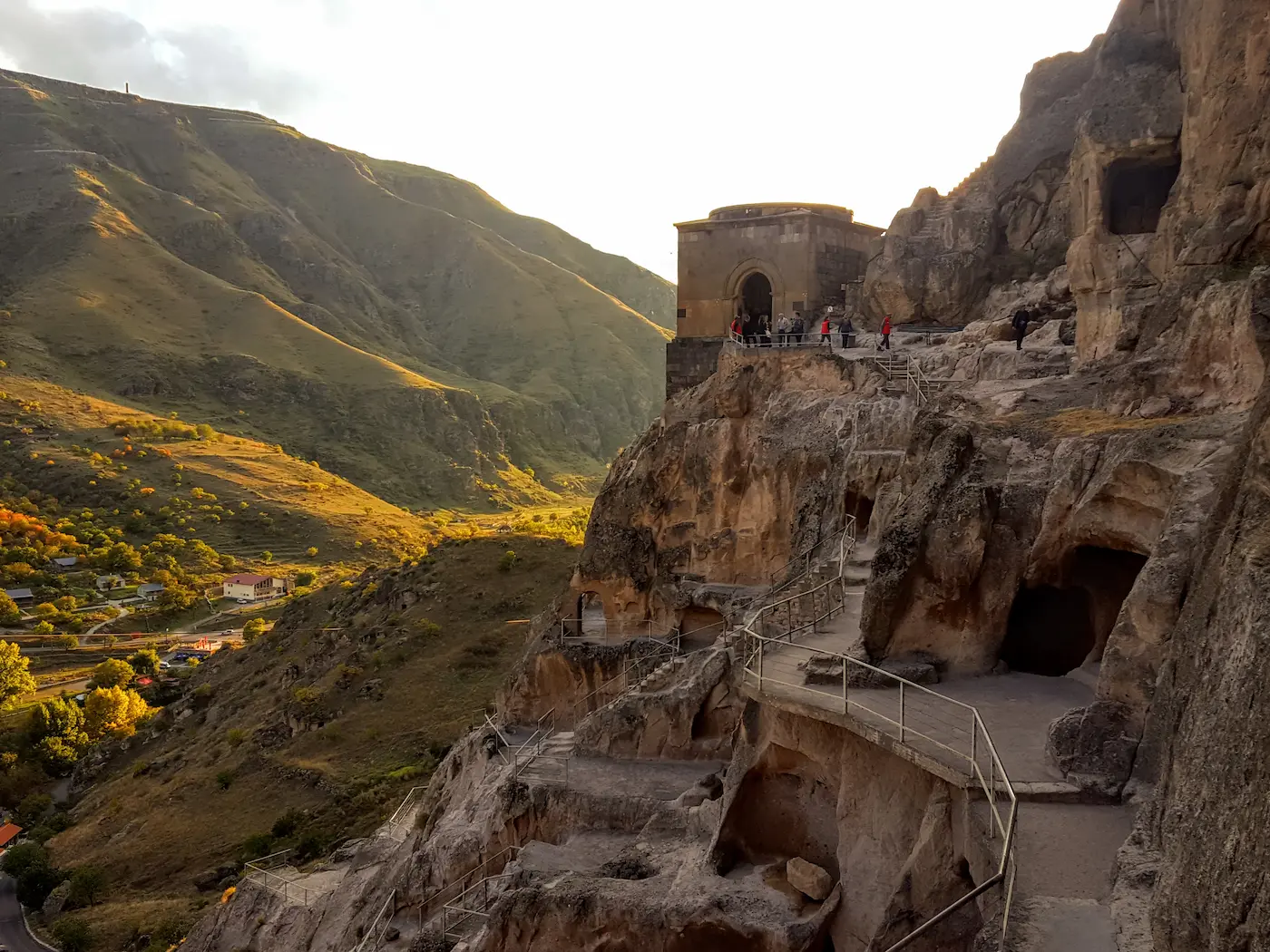 Vardzia im Oktober